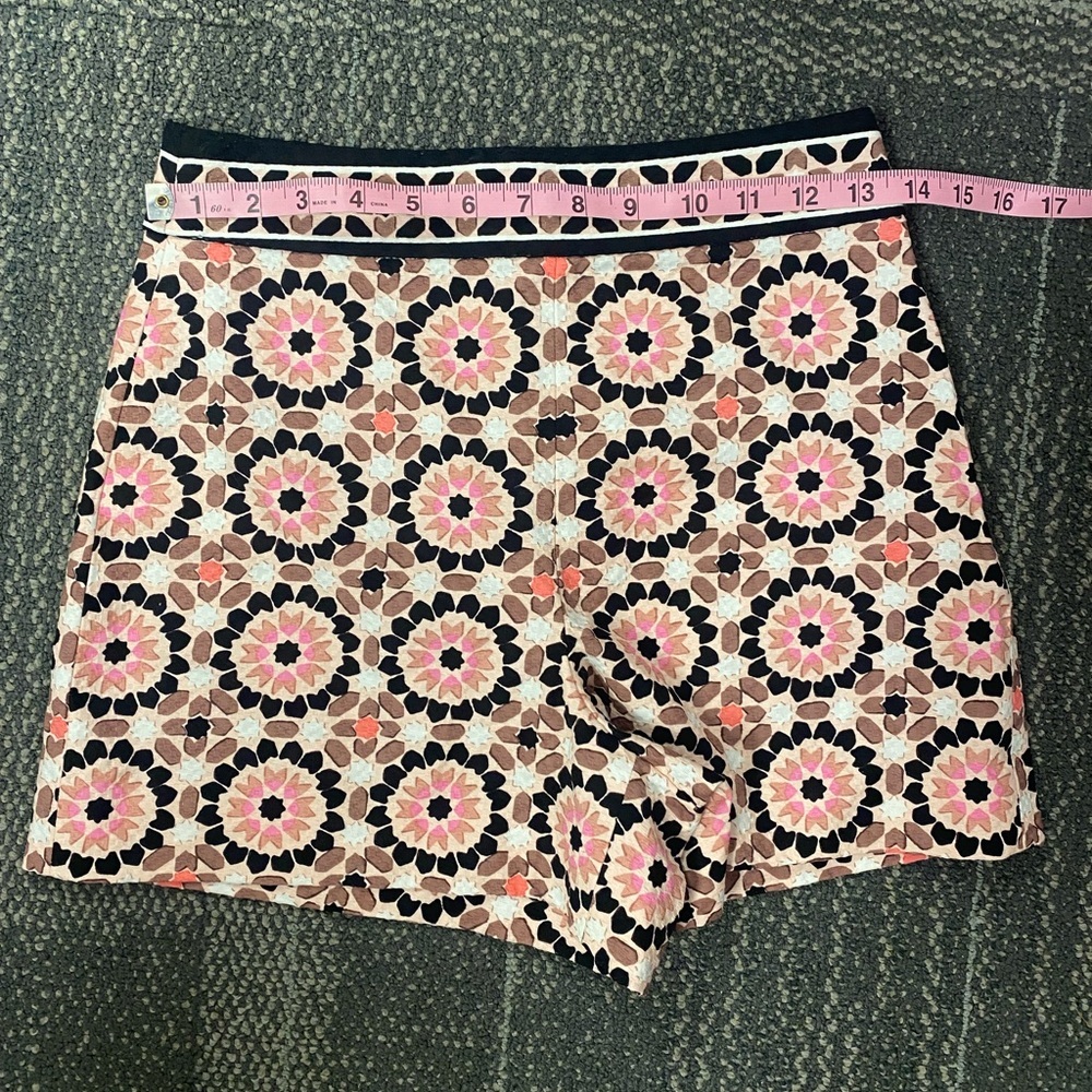 Kate Spade High Rise Floral Mosaic Jacquard Shorts Pink Black White Sz 0 - Picture 4 of 8
